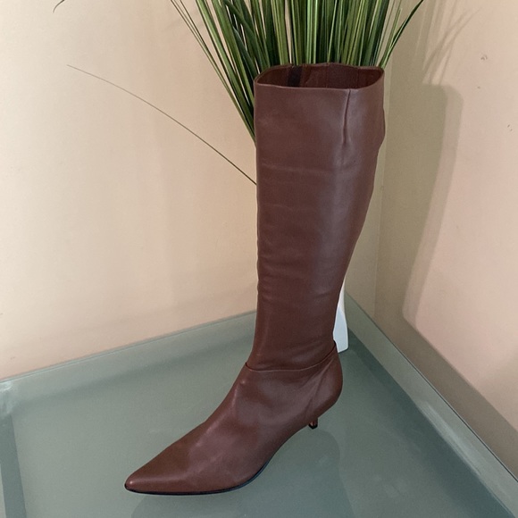 Kimmel Design Studios Shoes - K. Design Leather Knee High Pointed Toe Boots with Kitten Heels Size 9.5